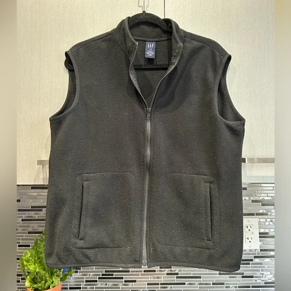 Fleece vest - Picture 1 of 4
